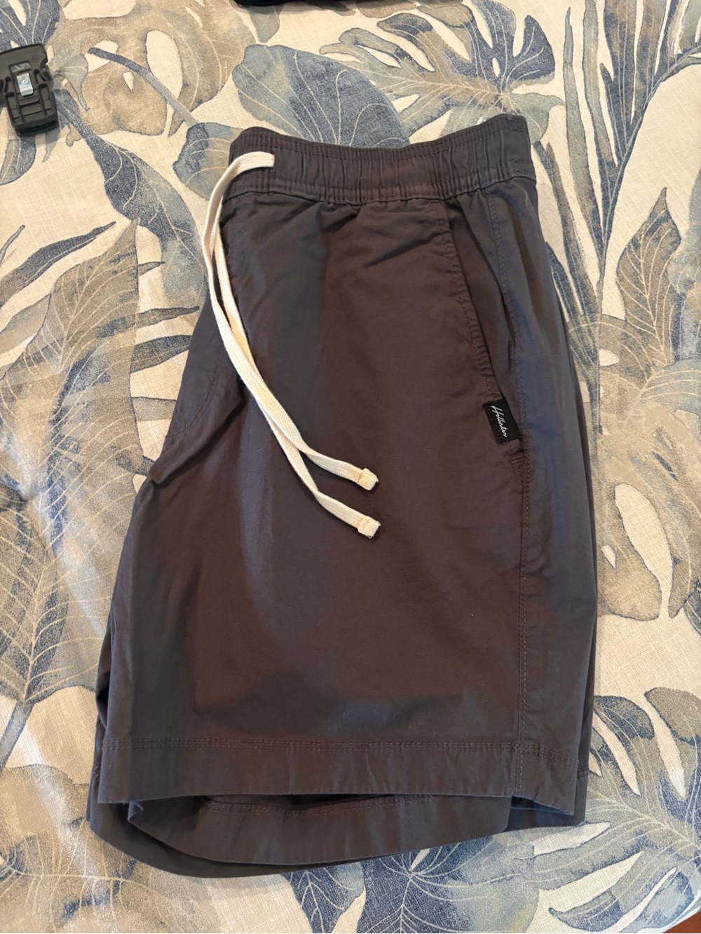 Hollister Men's Charcoal Drawstring Hybrid Shorts